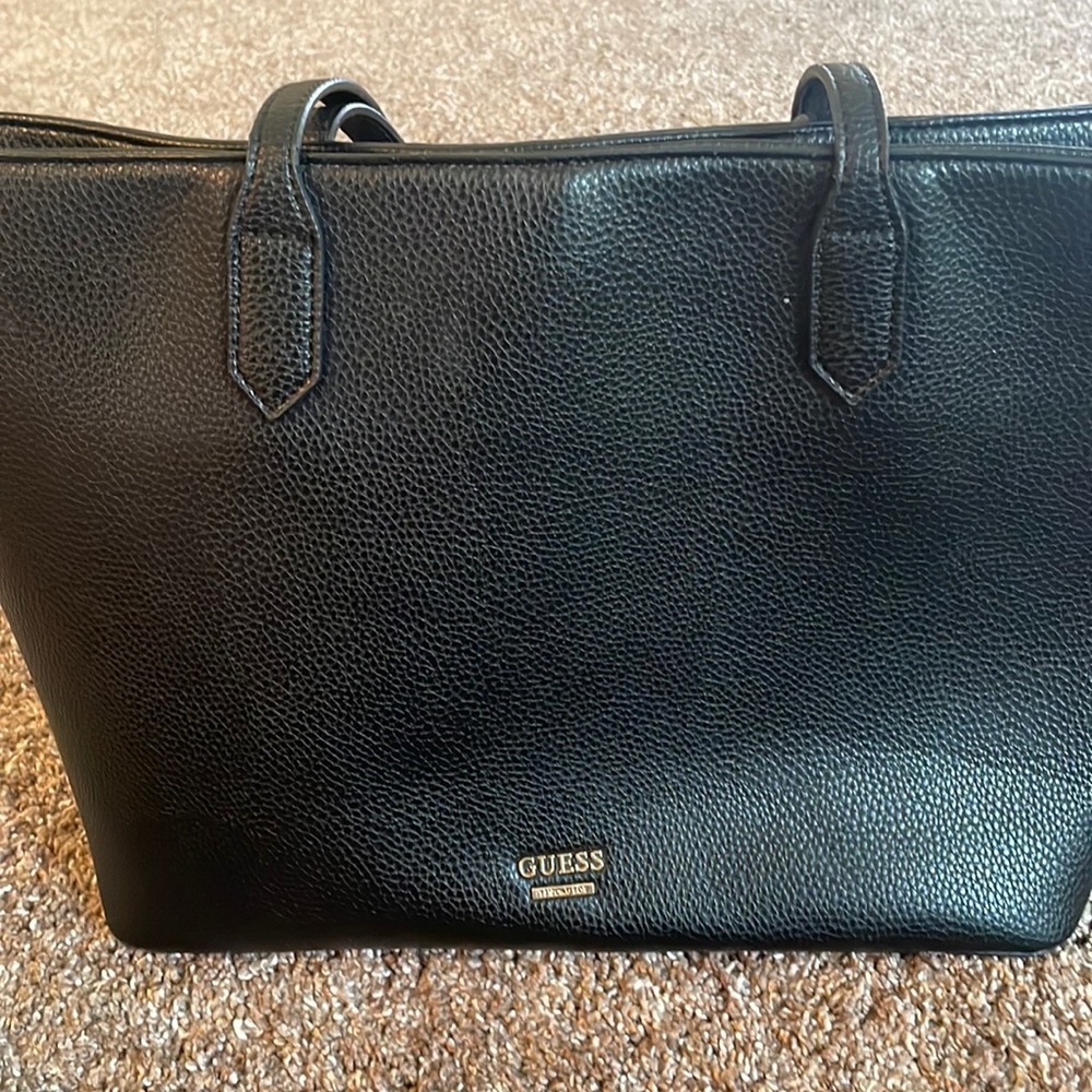 Guess Black everyday purse.